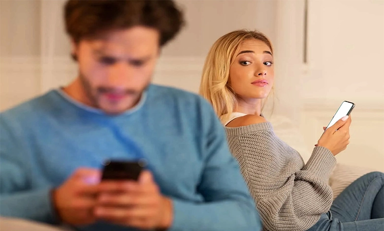 En Yeni Kaçamak Yolları: Online Aldatıldığınızın 5 İşareti